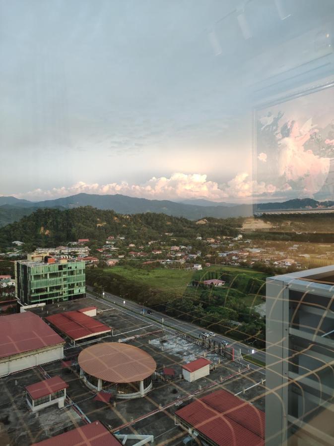 Thirteen Residence Tr06 @ Itcc Manhattan Suites Kota Kinabalu Exteriör bild